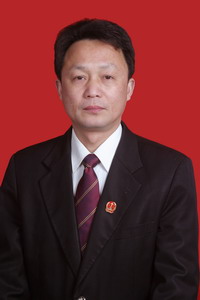 钟育新.jpg